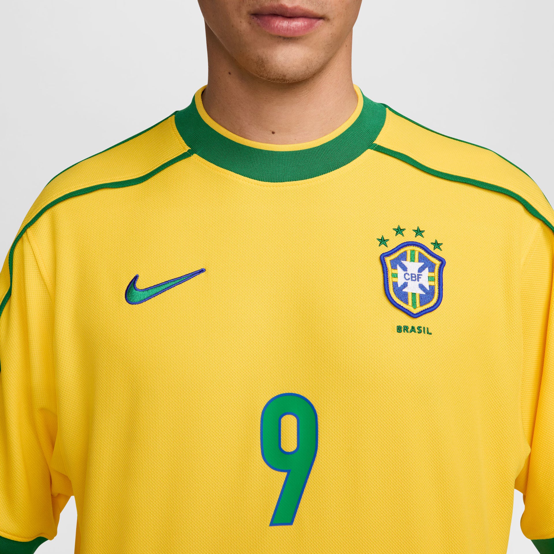 CAMISA BRASIL RETRÔ AMARELA RONALDO (1998/2000)