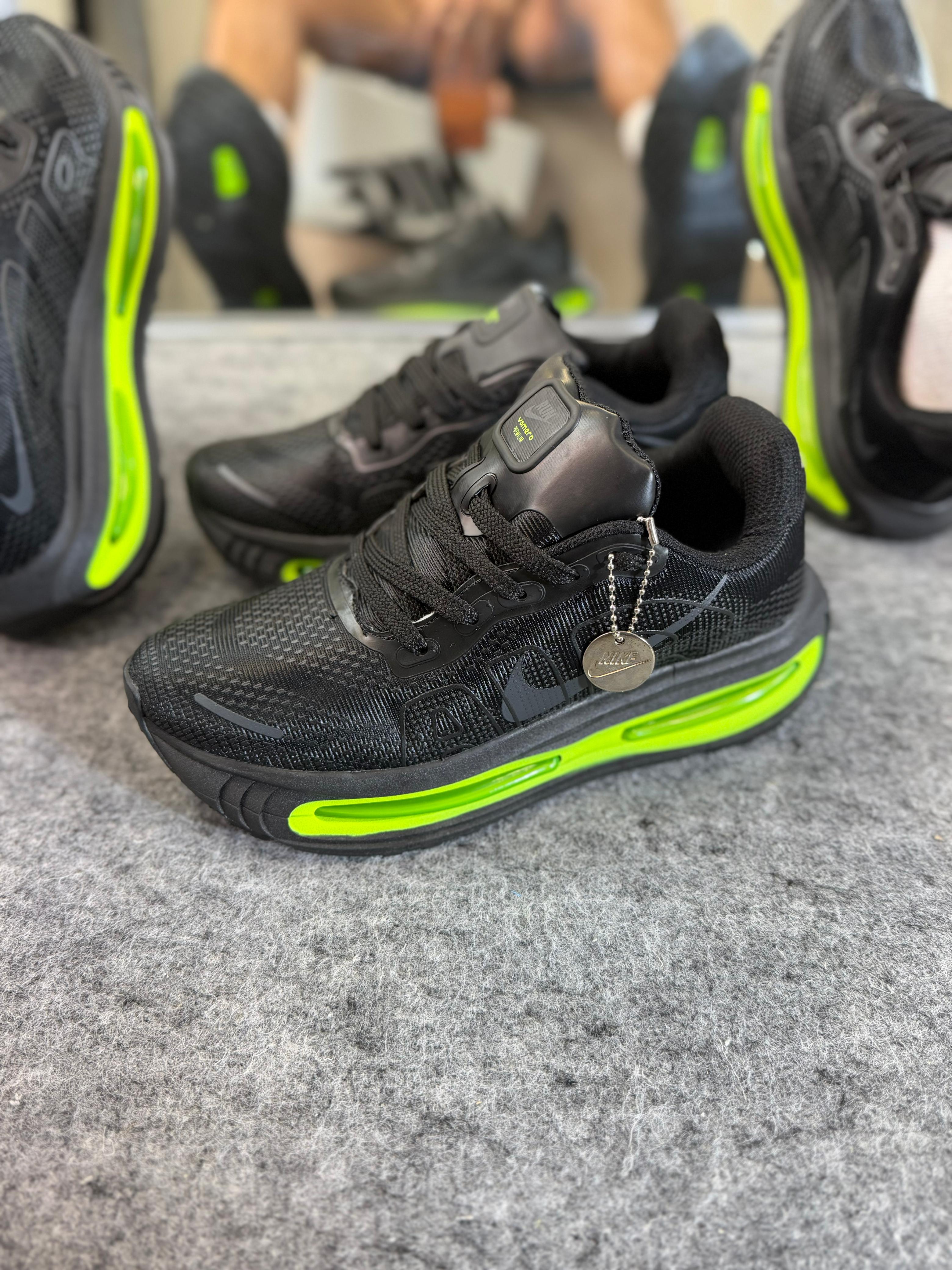 Nk Air Vomero Premium Black Volt