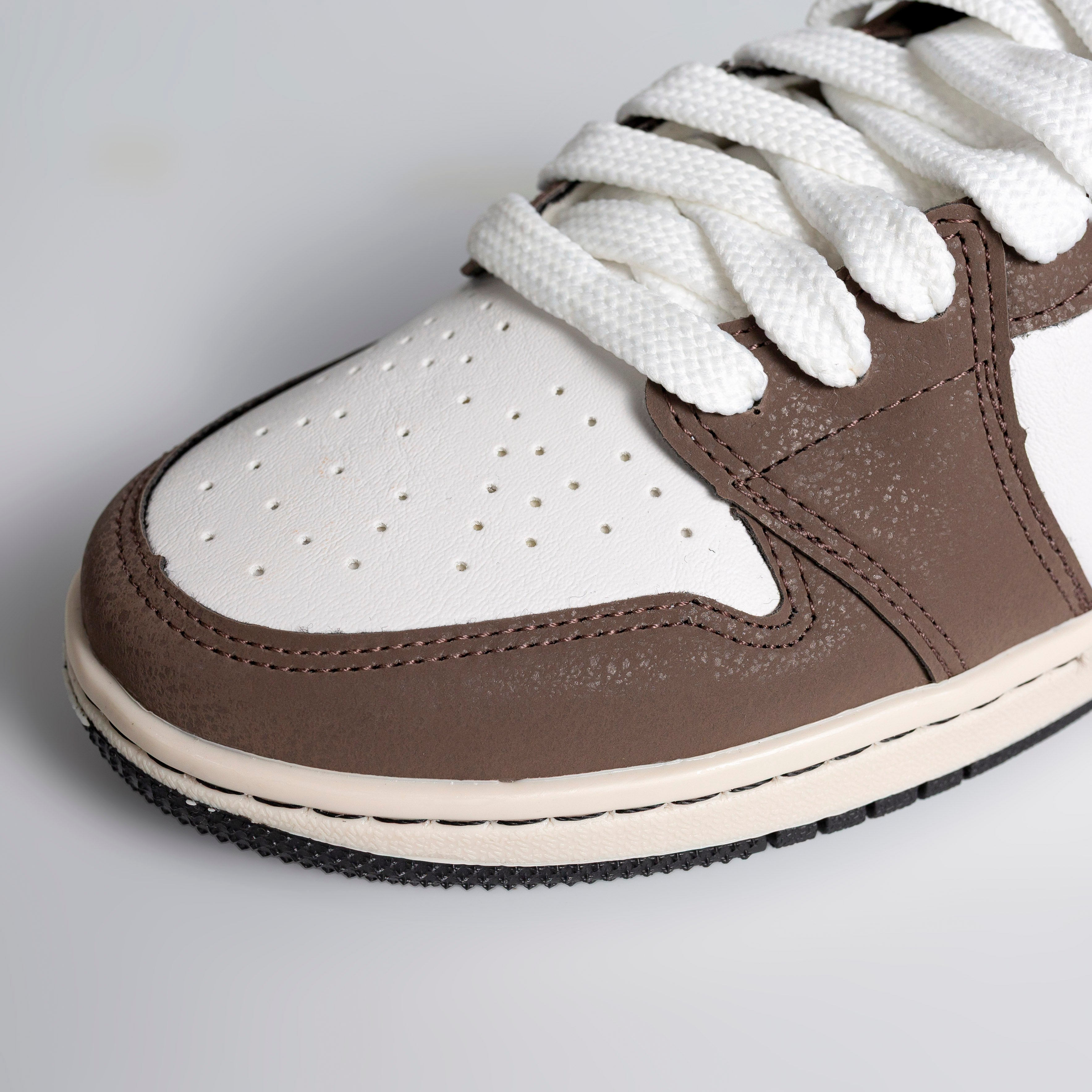 NK Air Jordan Low Storm (Edição limitada)