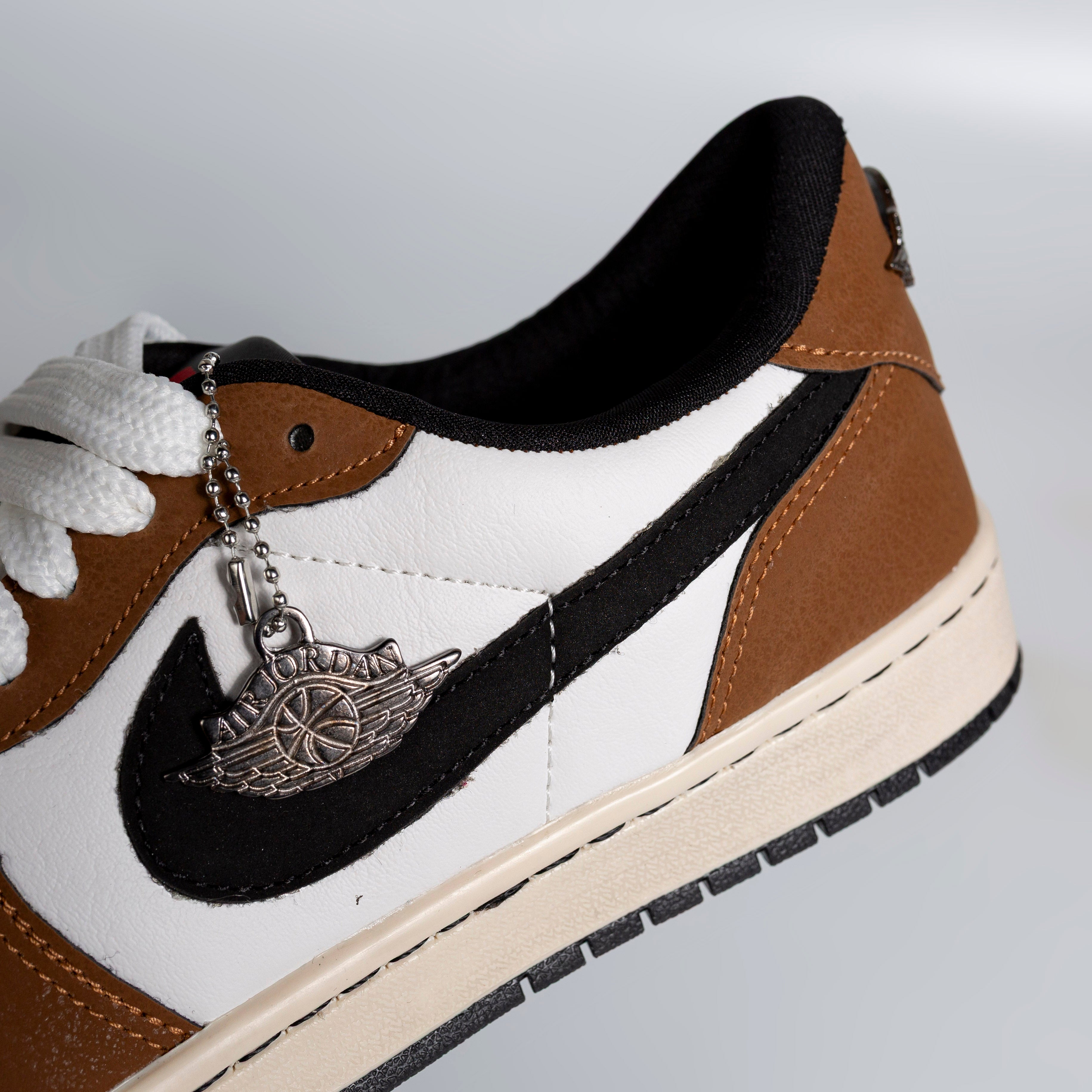 NK Air Jordan Low Caramelo (Edição limitada)