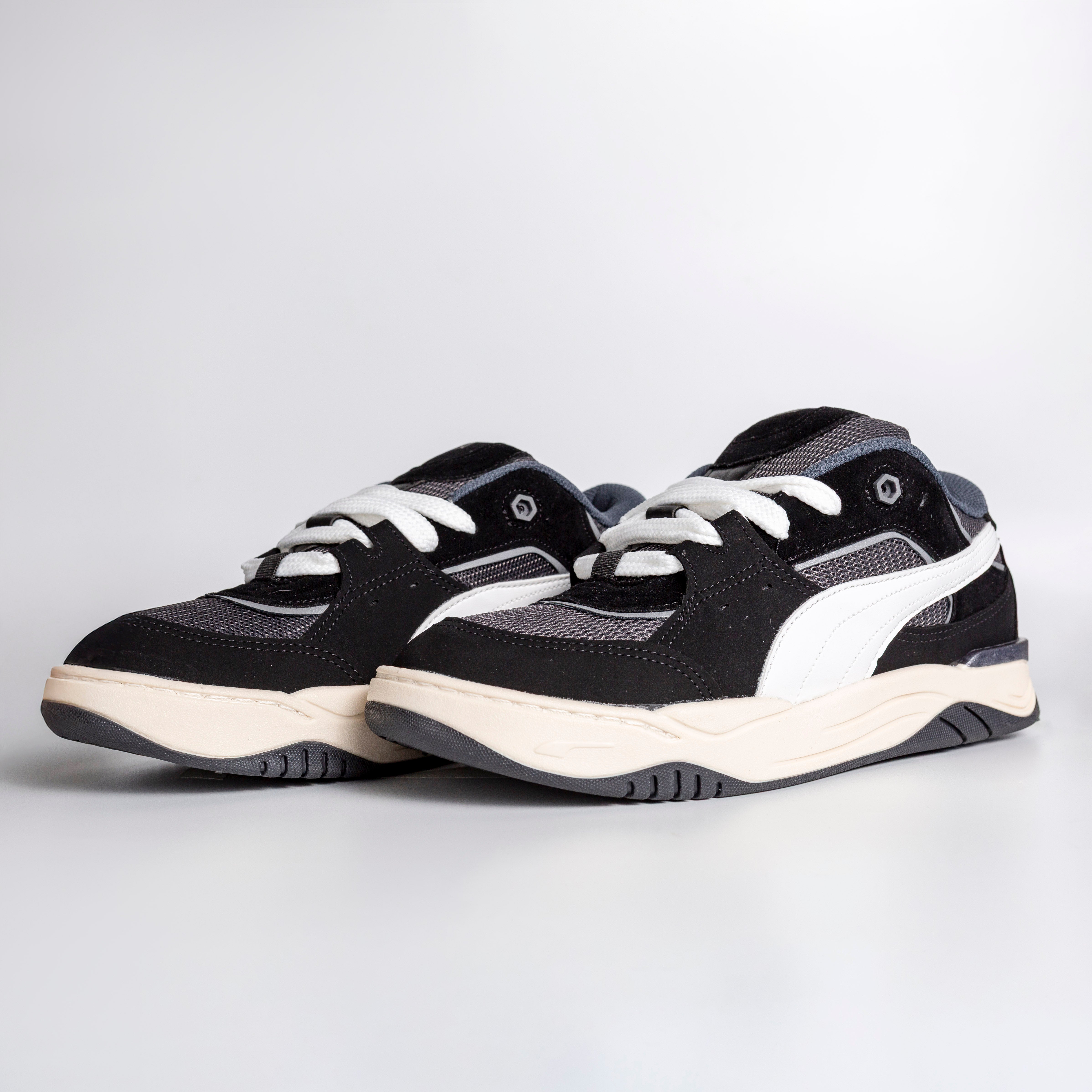 PM 180 Black White (Lançamento)