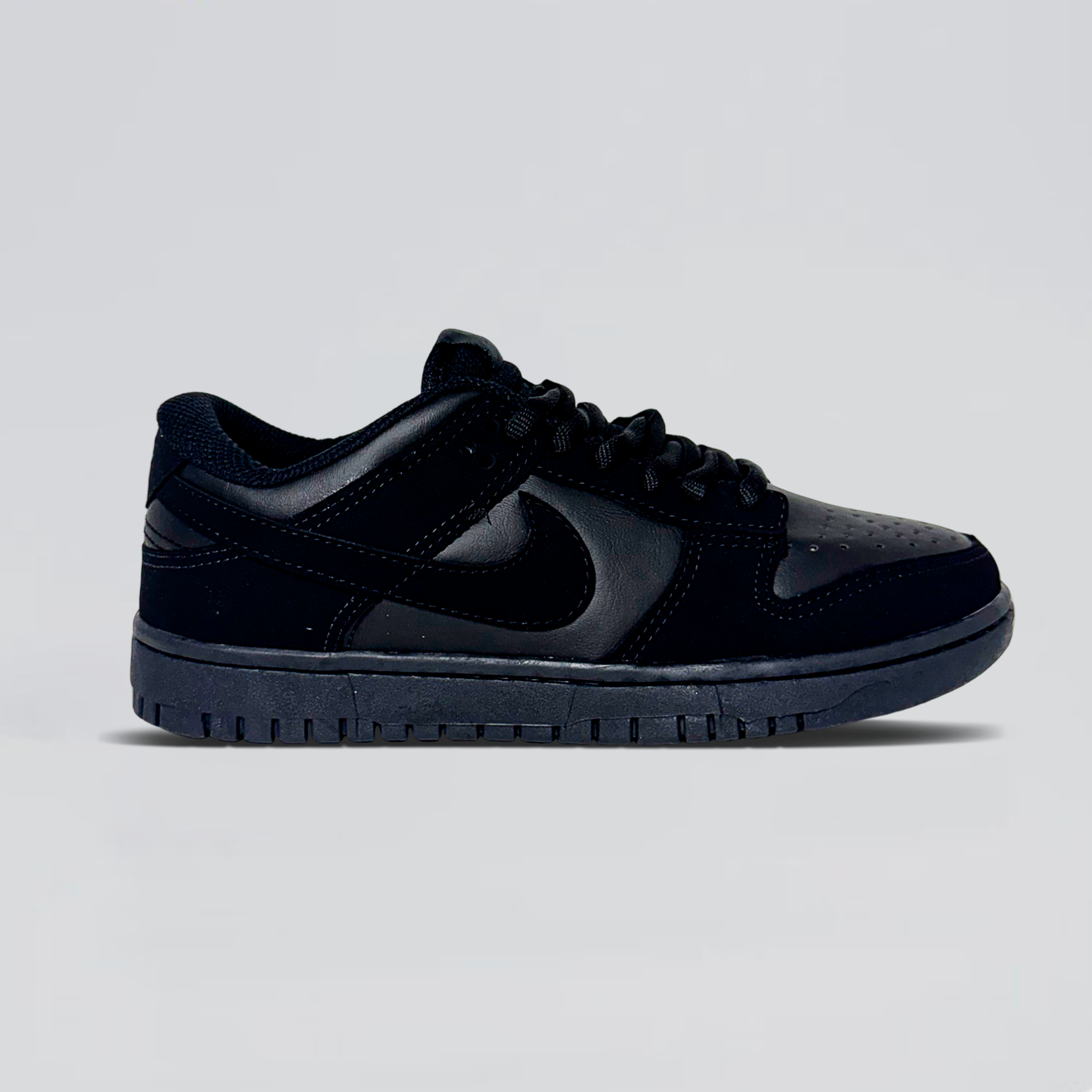 DK Low | Preto Preto