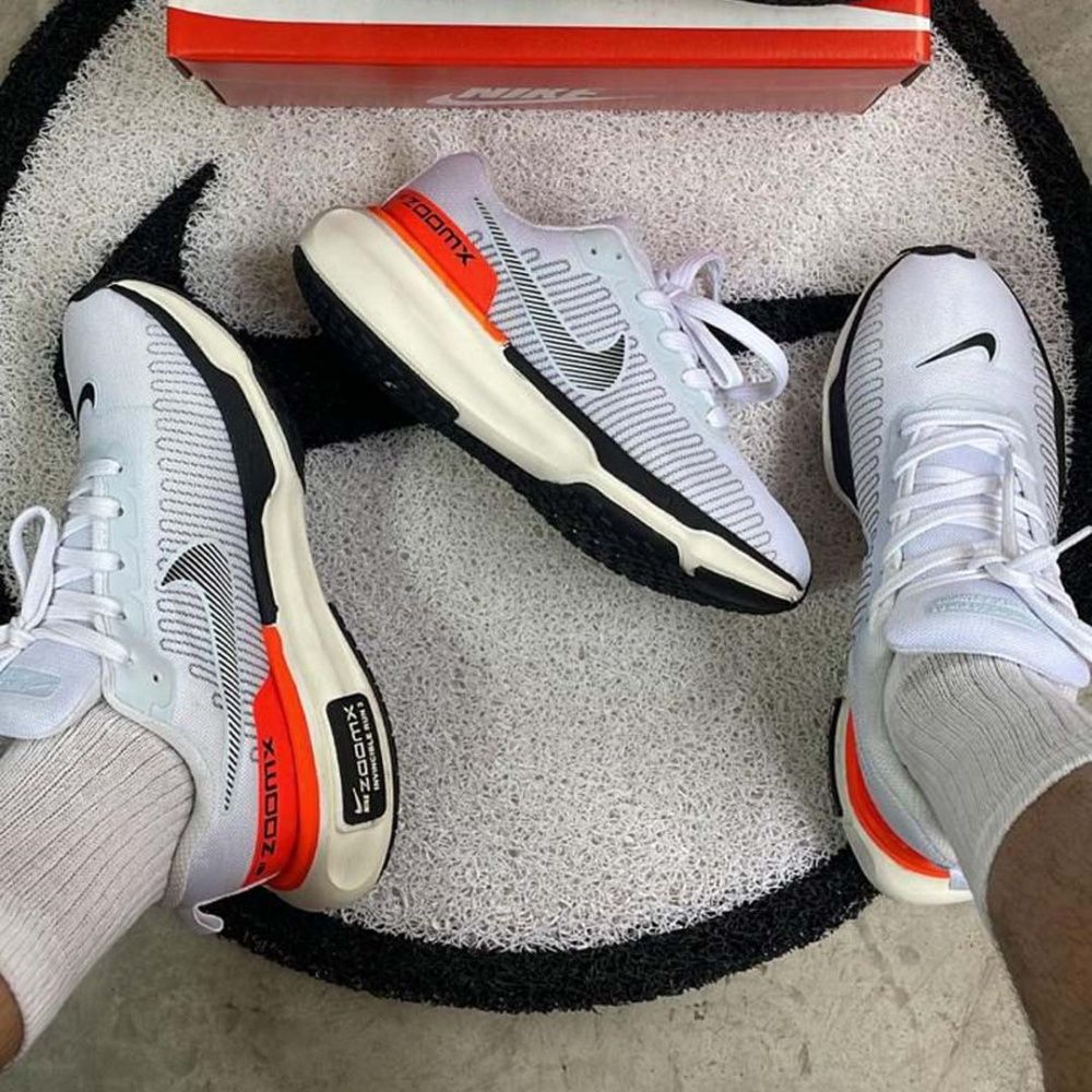 Nk Zoom X Invicible 03
