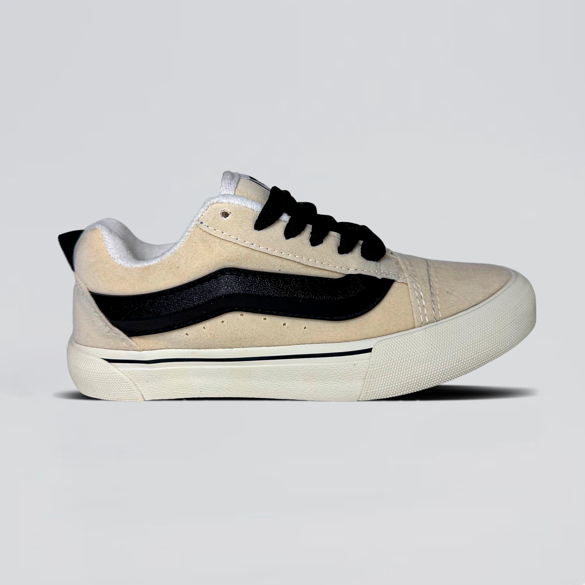 LIVESHOP - VNS KNU Off Whitte