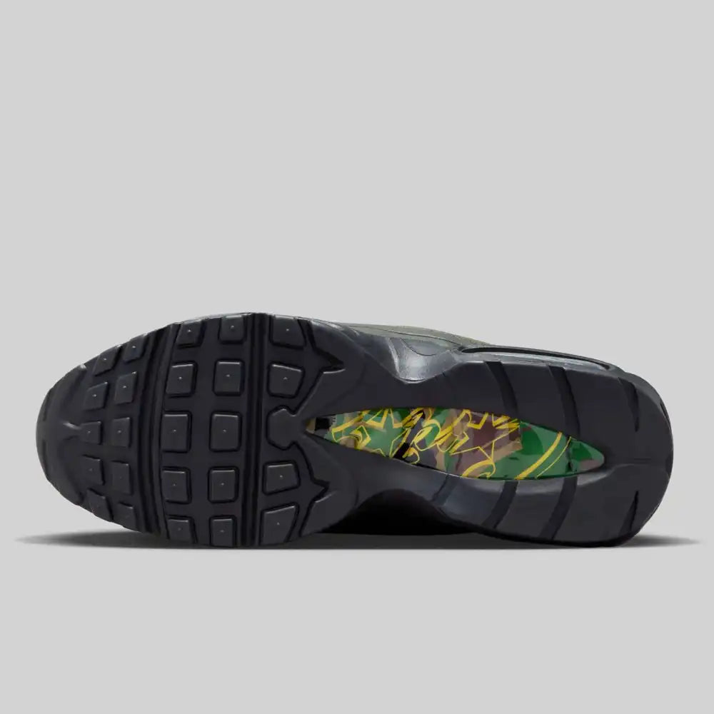 Corteiz x Nk Air Max 95 SP  Gutta Green Sequoia