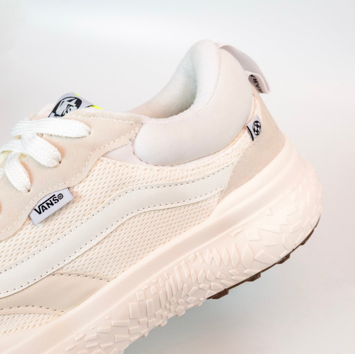 VNS VR3 NEO CREME OFF WHITE