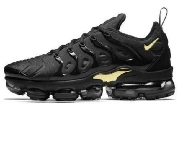NK Vapor Max Plus
