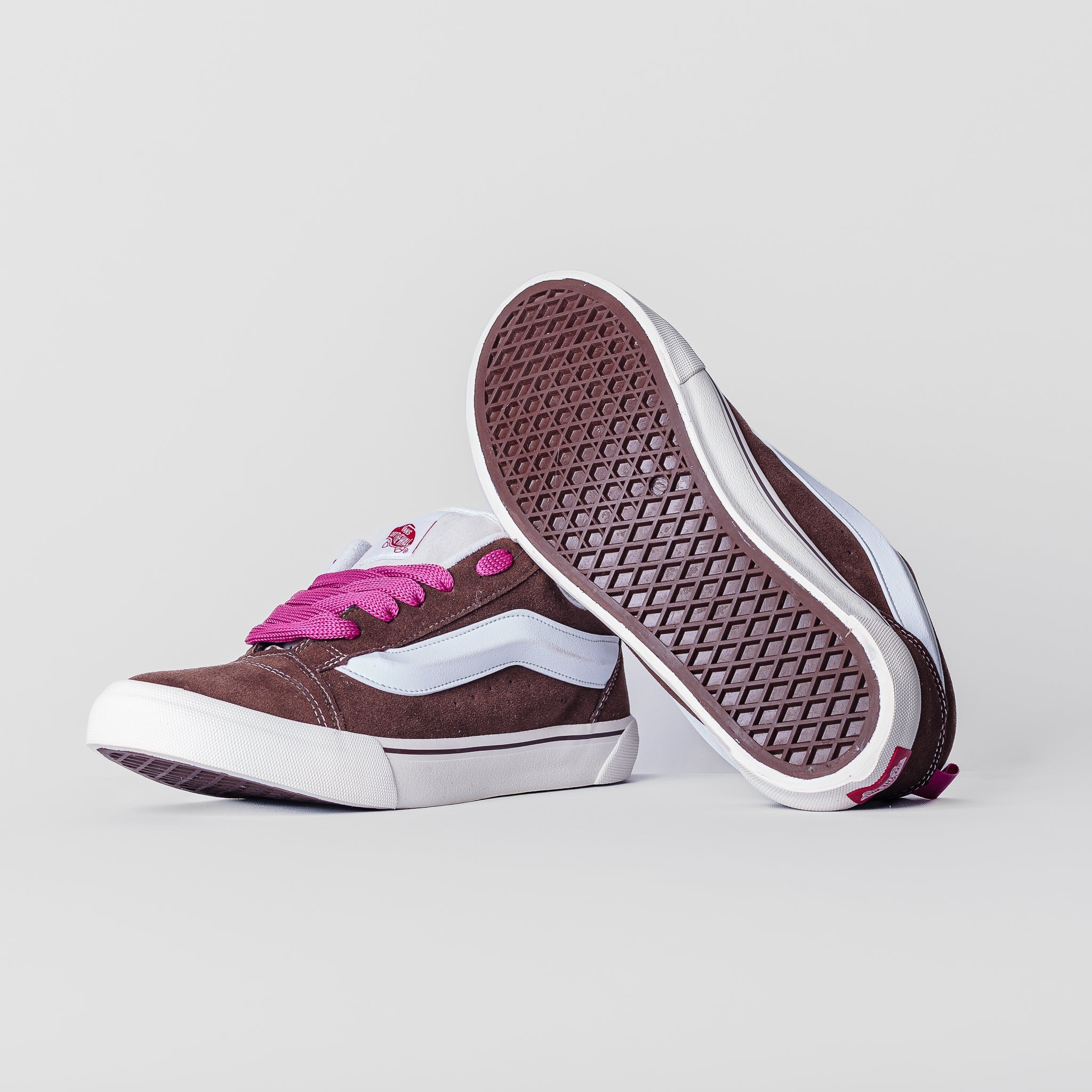 VNS KNU Café Pink